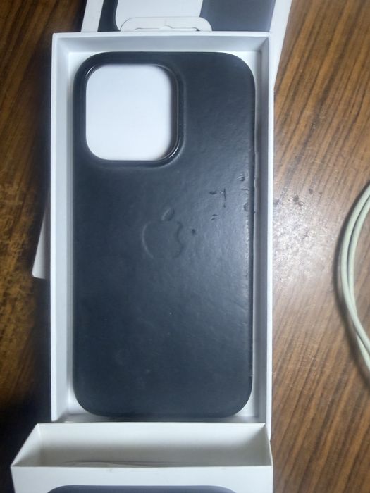 Комплект оригинальных аксессуаров Iphone 14 pro