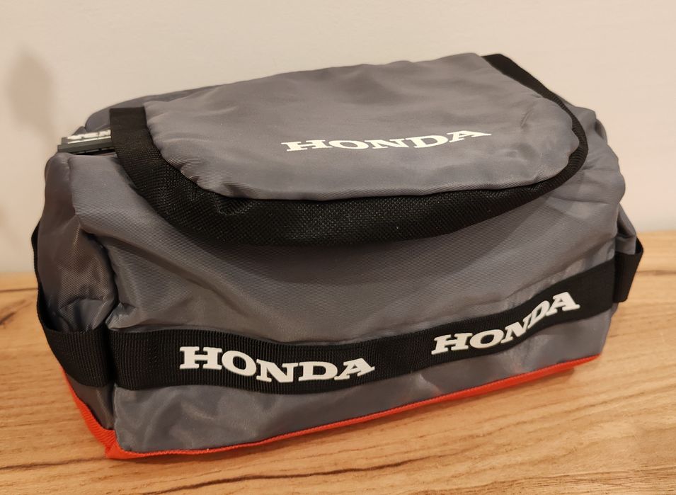 Kosmetyczka Honda