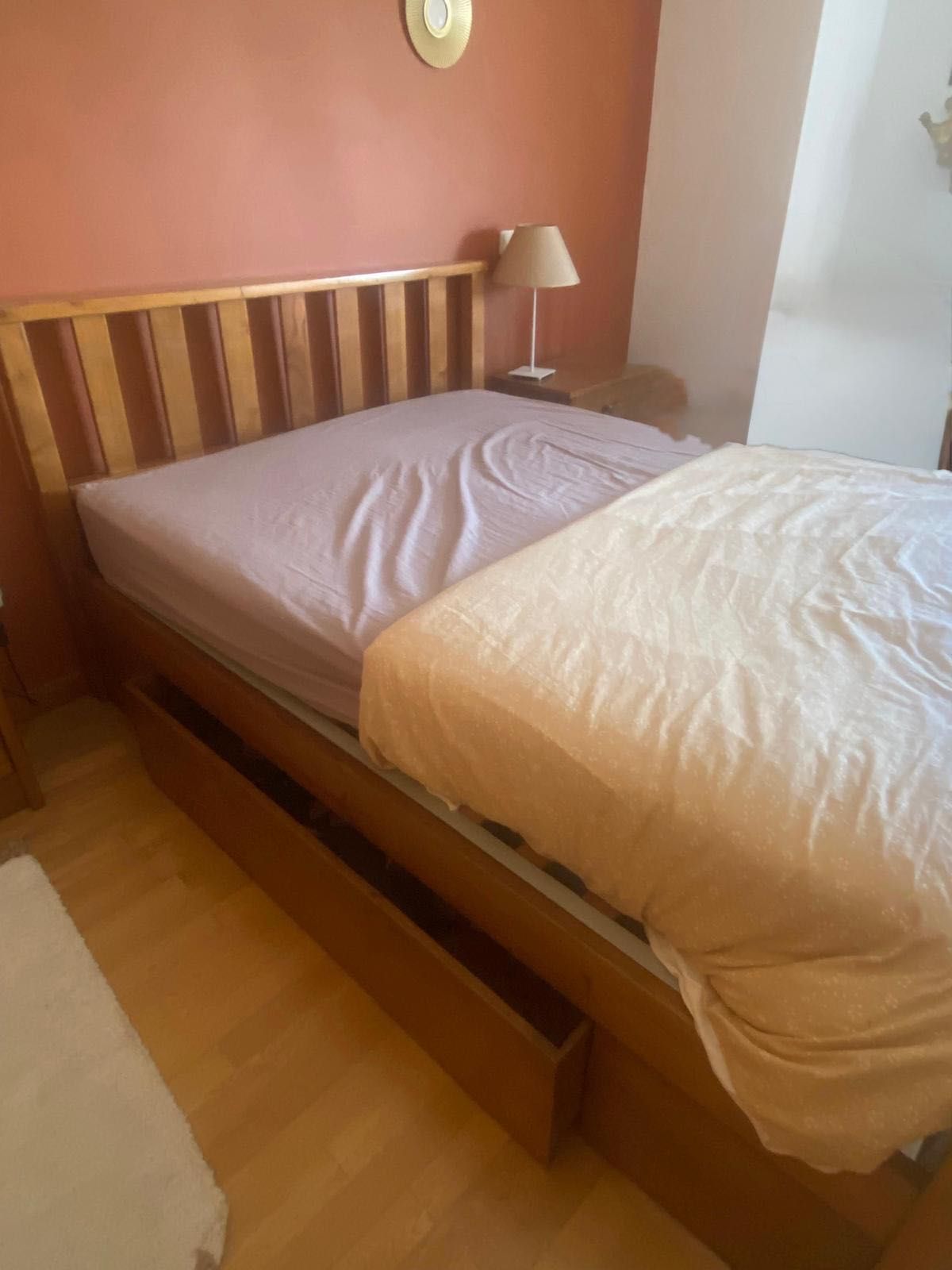 cama casal com estrado e colchao