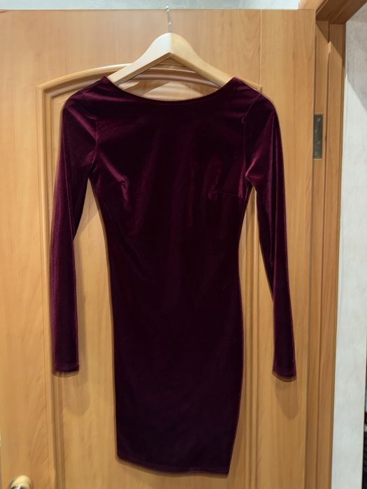 Платье вечернее с открытой спиной