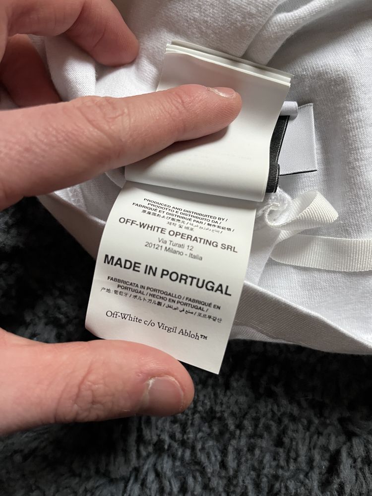 Off-white metal arrows oversize tee