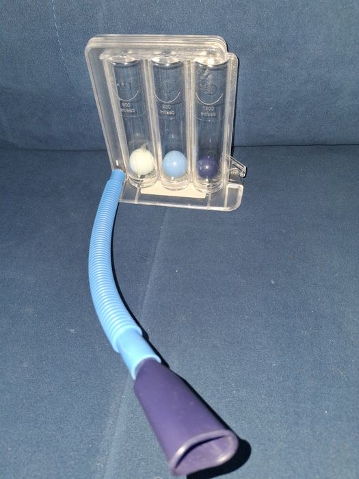 Aparat spirometr do ćwiczeń oddechu Covidien