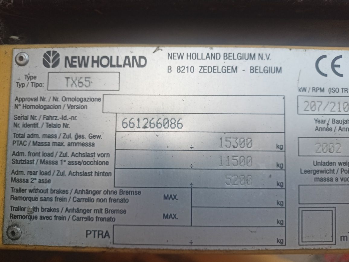 Kombajn New Holland TX 65