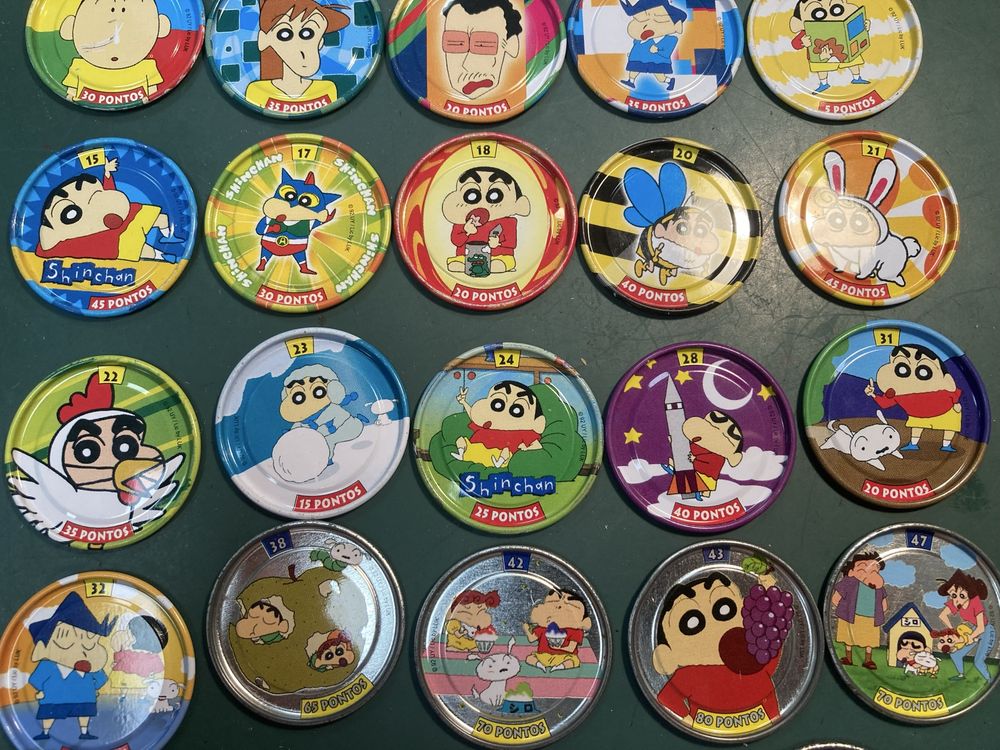 Brinquedo Conjunto 24 Tazos Shinchan