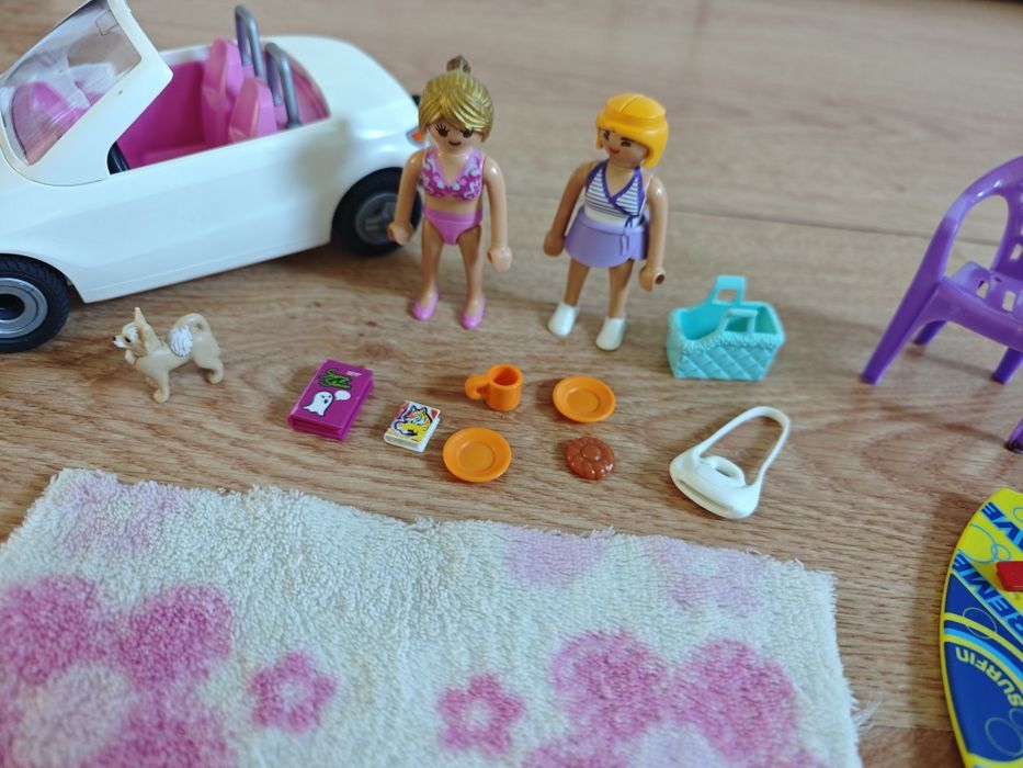 Zestaw Playmobil kabriolet piesek plażowiczki zestaw