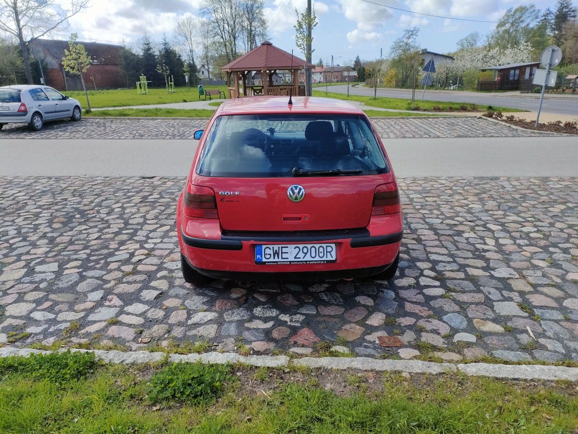 Volkswagen Golf 4 1.4 16v. Rocznik 2002