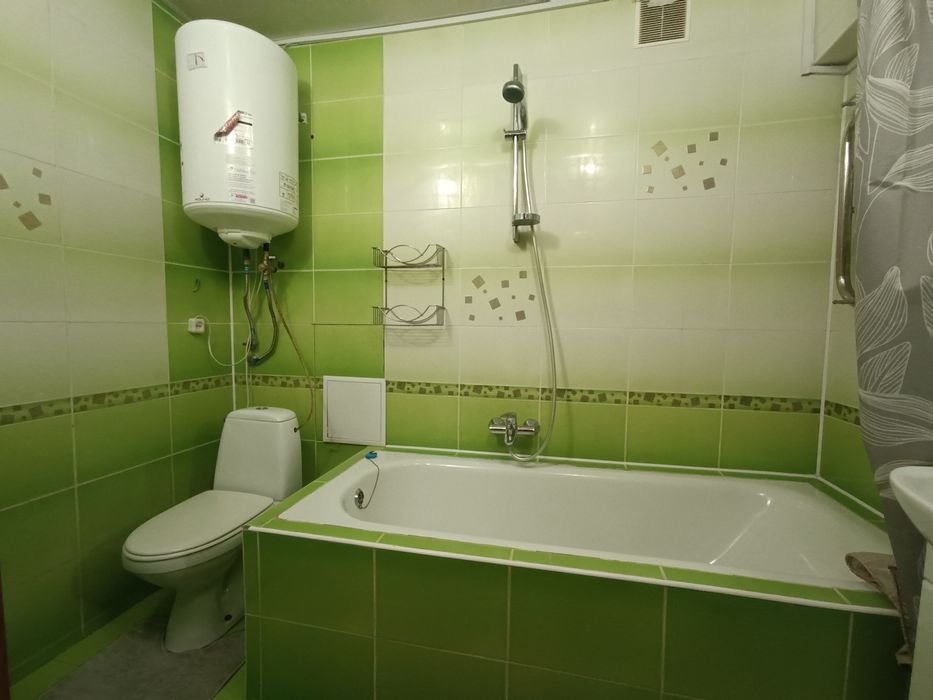 Сдам 2к квартиру  пр Поля низ Пушкина