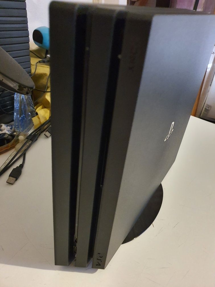 Consola playstation PS4 Pro