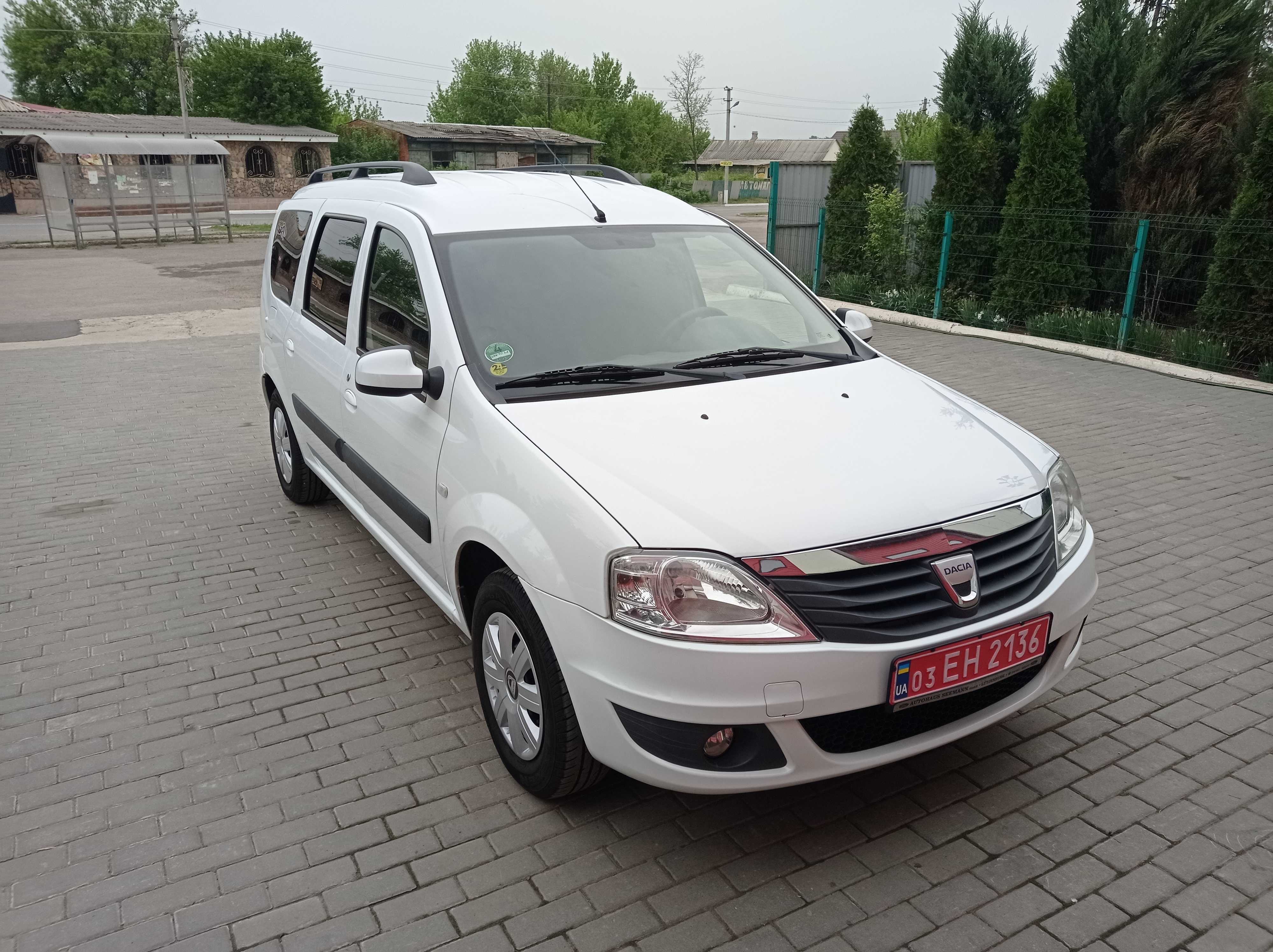 Dacia Logan 1.5 dci LAUREATE, 7 мест.