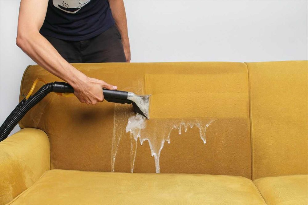 Сzyszczenie tapicerki, sof, foteli i dywanów. Stałe rabaty!