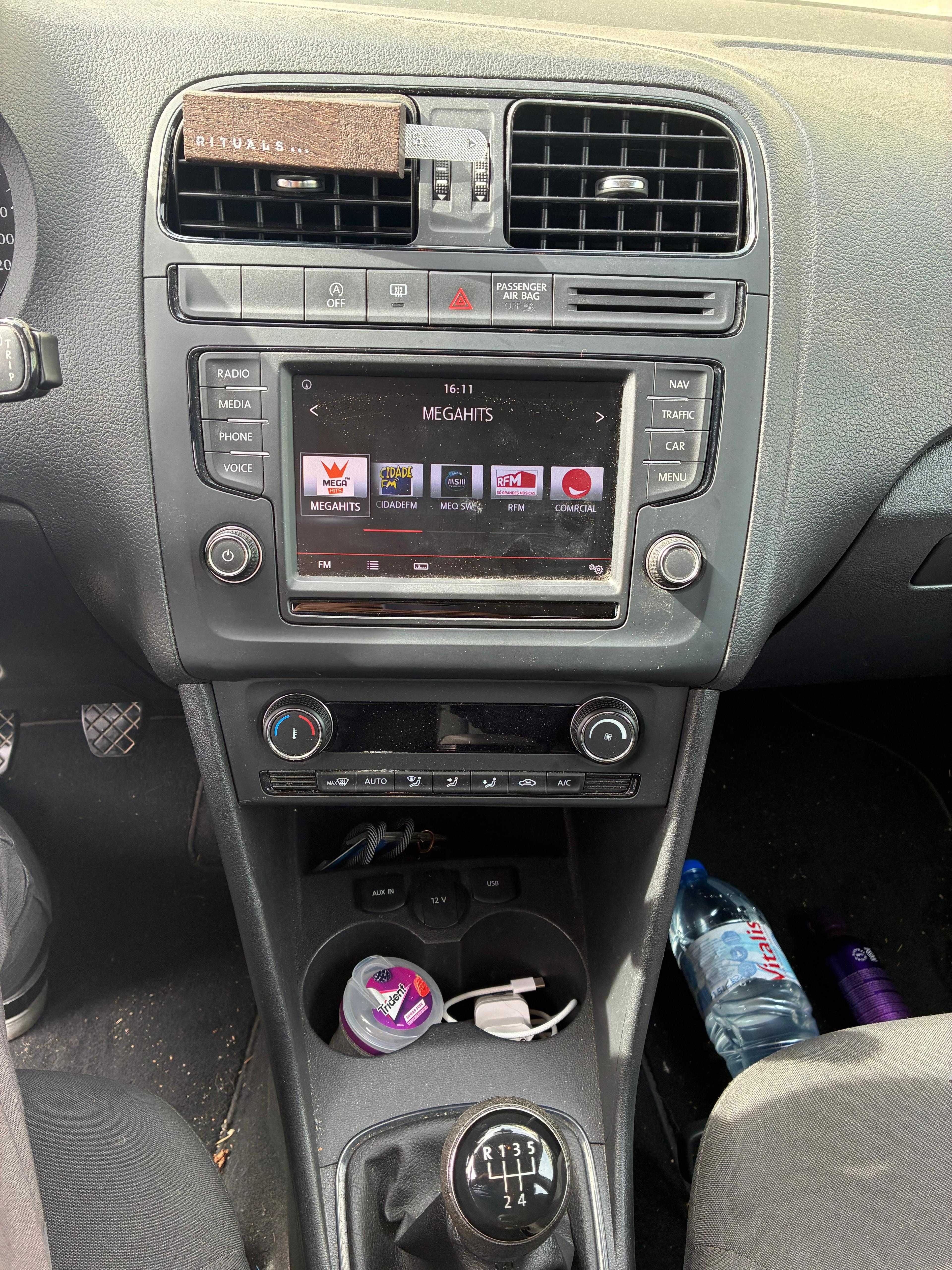 VW Polo 1.4 TDi 75cv - 2016