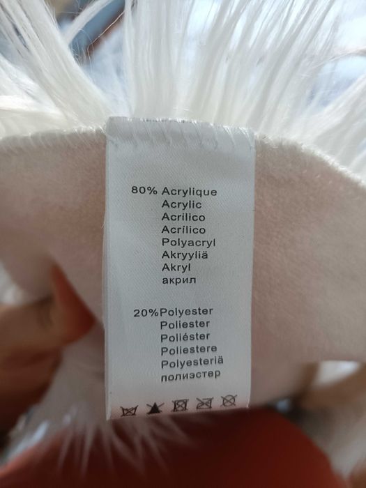 Tapete em imitação pelo