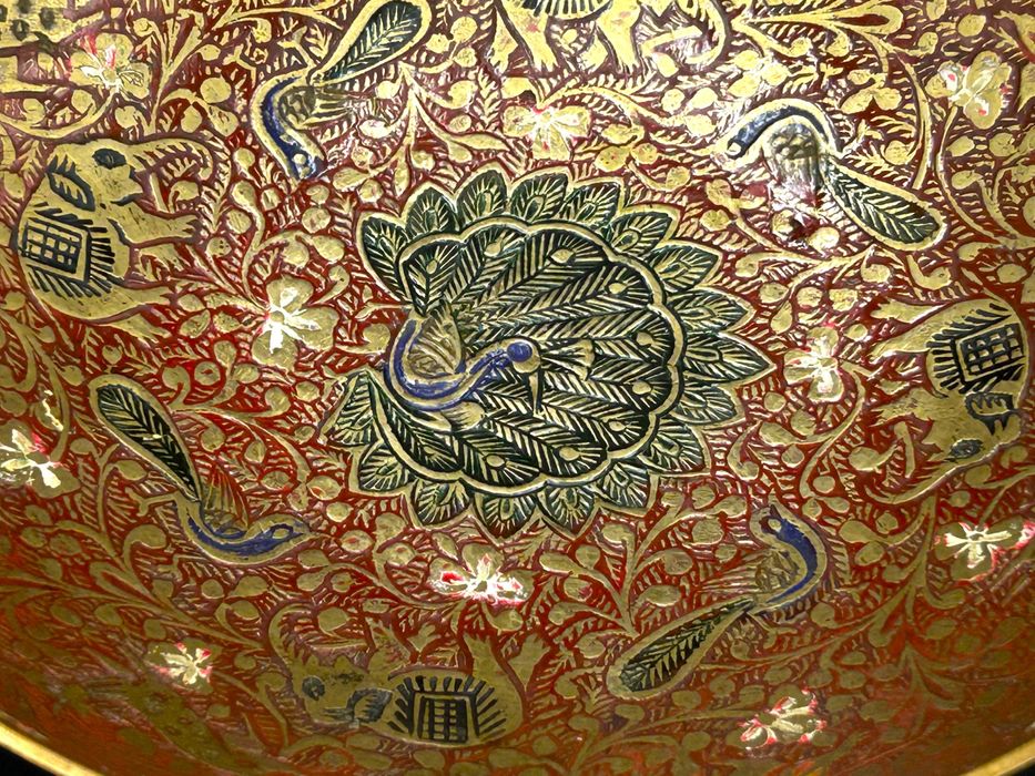 Misa mosiężna, zdobiona:”Paw”, Indie ..