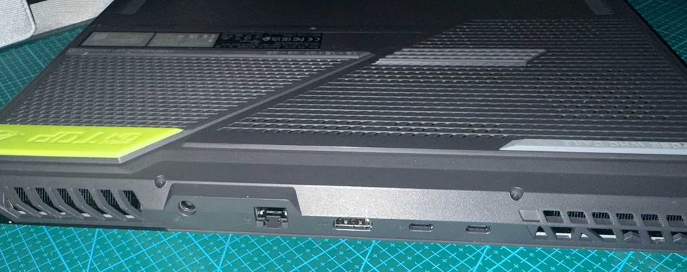 Laptop Gamingowy ASUS ROG Strix G15 G513RM / R7-6800H / RTX 3060 / 1TB