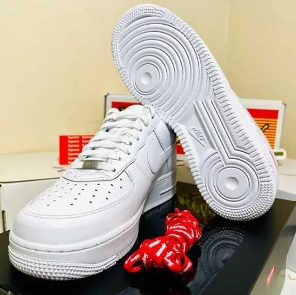 AF1\Powietrze*airDamskieNikeForce1SupremeWhite UnisexTrampki Rozm.43