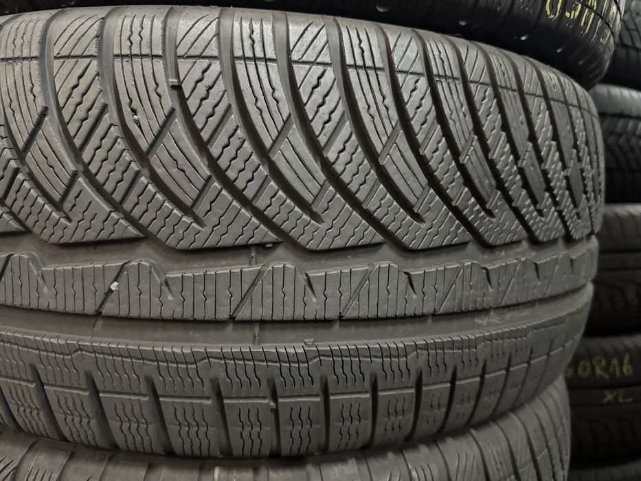 шини б.у зима 245/45 R18 Michelin Pilot Alpin PA4 склад резини