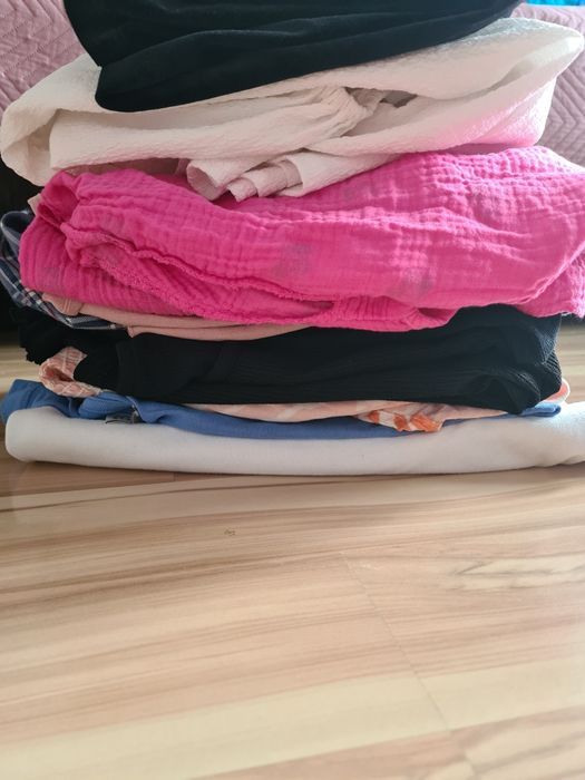 Paka damskich ubrań L-XL