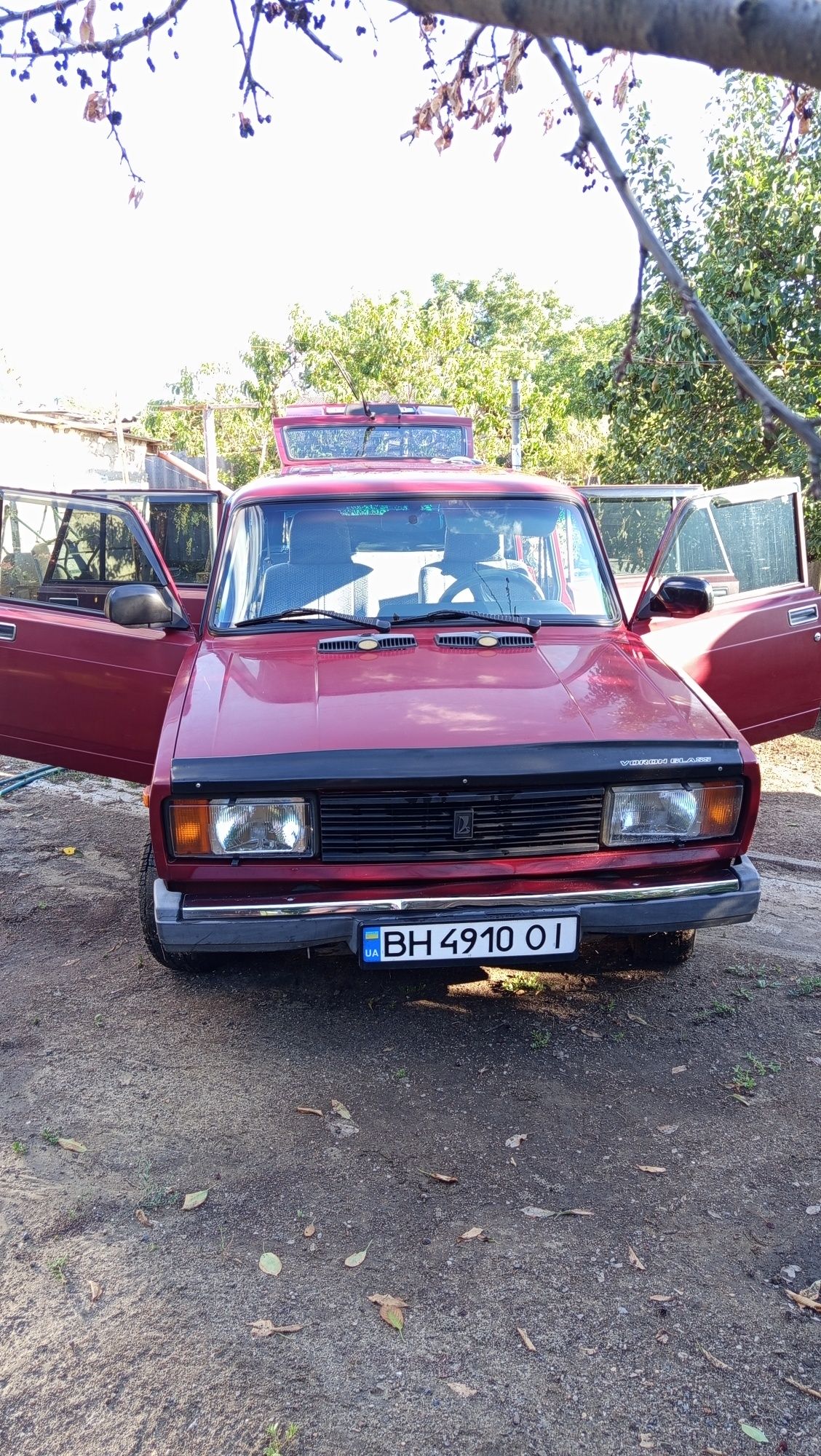 Продам машину ваз 2104