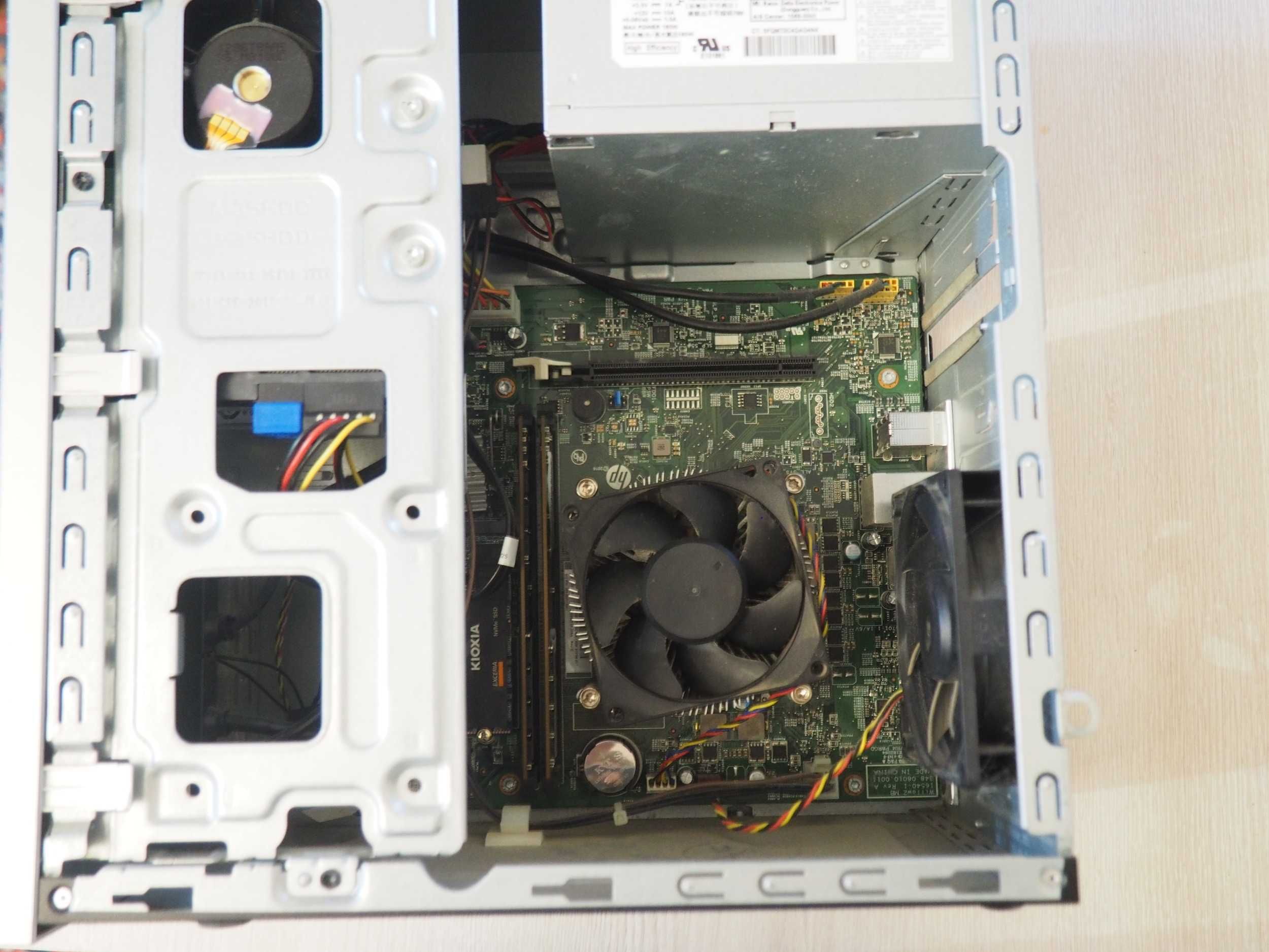 Комп"ютер Hp Pavilion AMD A8-9600 ssd-без ddr4-без Wi-FI -так