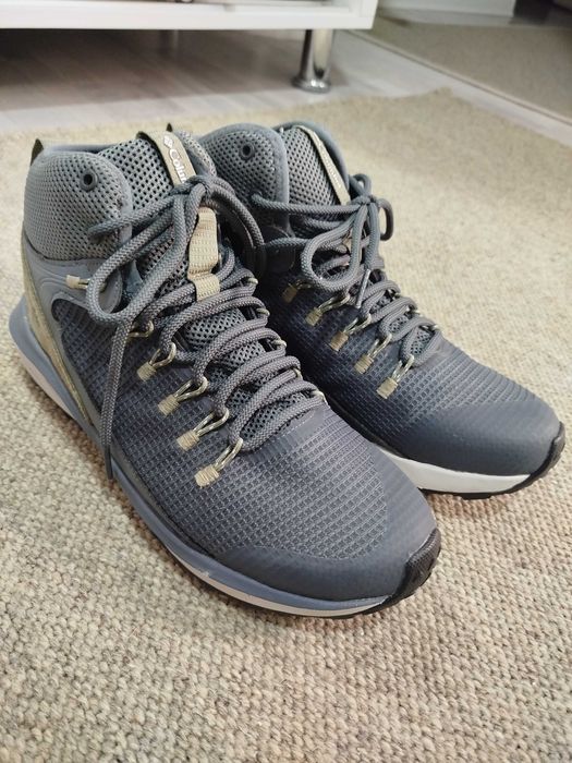 Взуття чоботи черевики Columbia Trailstorm Mid Waterproof