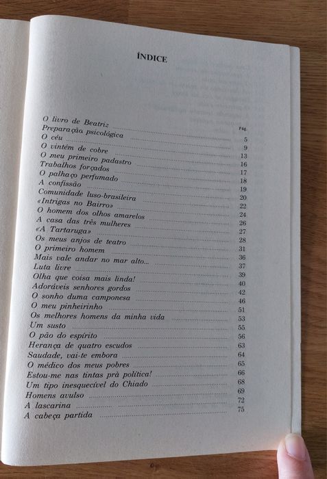 Livro de Beatriz Costa - Sem Papas na Língua