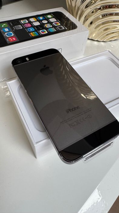 IPHONE 5S -16 GB- SpaceGray - Krajowy -NOWY -KOMPLET- Nie aktywowany
