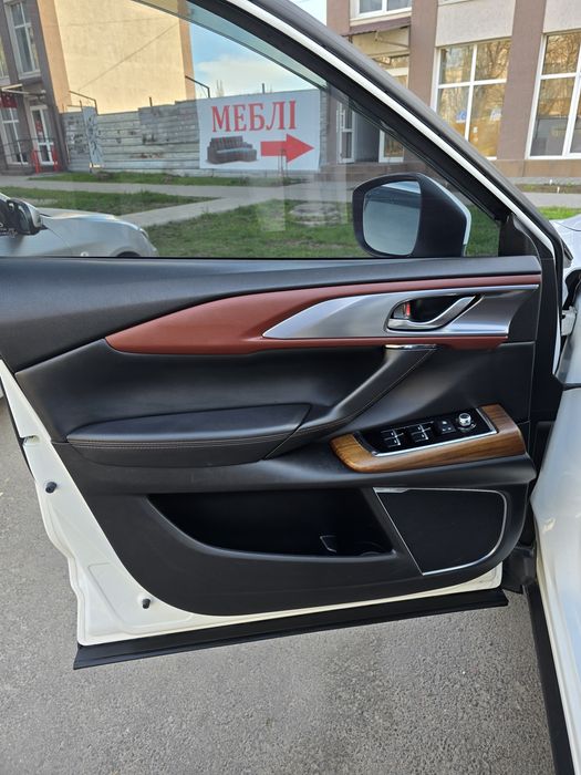 Mazda CX-9 Signature