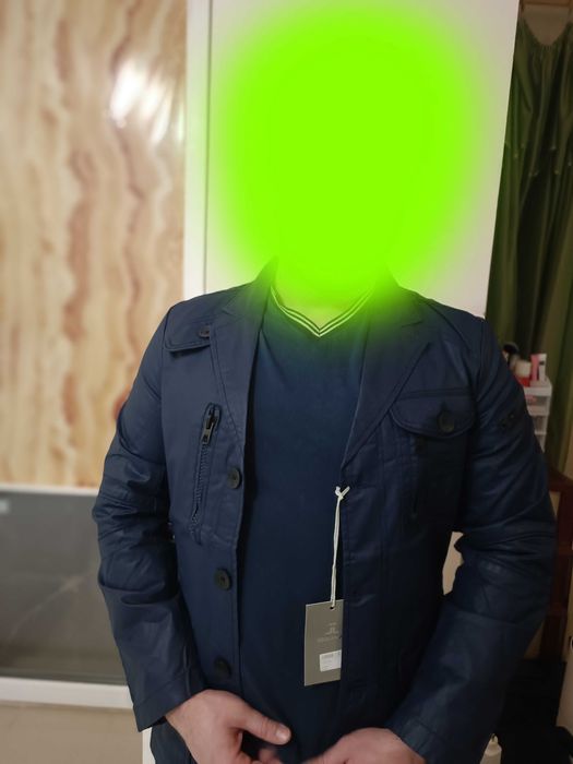 Новый мужской пиджак на стандартный размер М или S