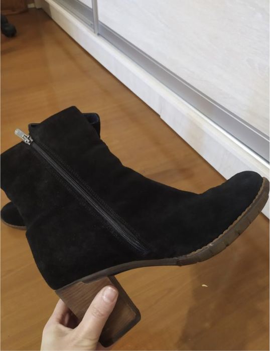 Черевики жіночі замшеві