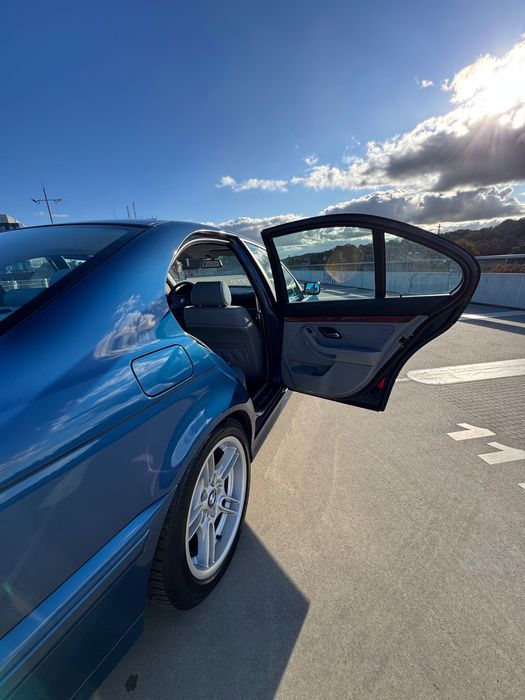 Bmw e39 520i topasblau 2002r.