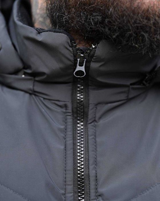 Графитова жилетка Найк  Чоловіча жилетка Nike black