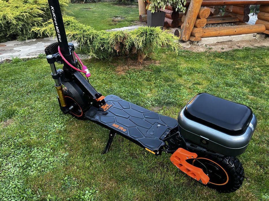 Продам Самокат М5 Pro