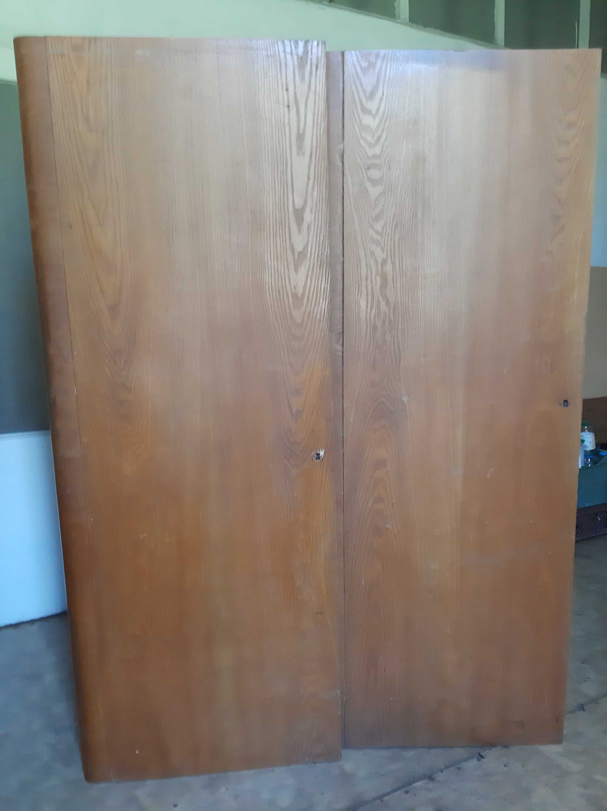 Duża szafa 3-drzwiowa w stylu Vintage