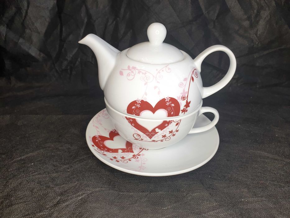 Serwis do herbaty z porcelany