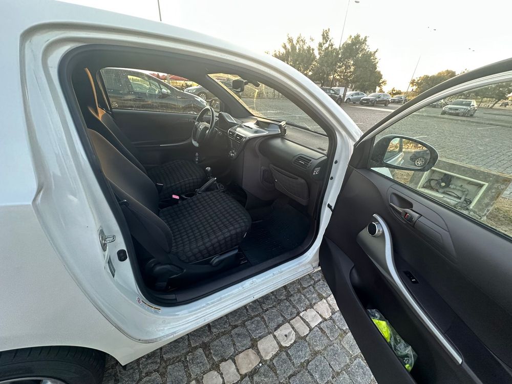 Toyota iq nacional- como novo
