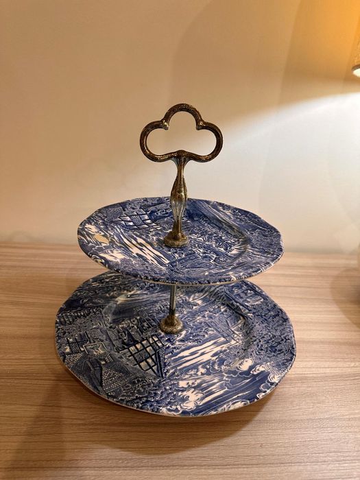 Fruteira, porcelana inglesa