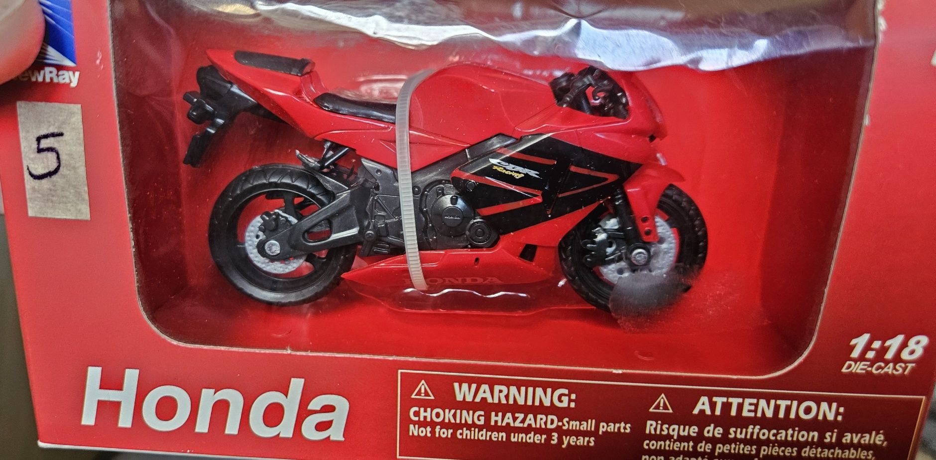 Modele motocykli SUZUKI Kawasaki honda
