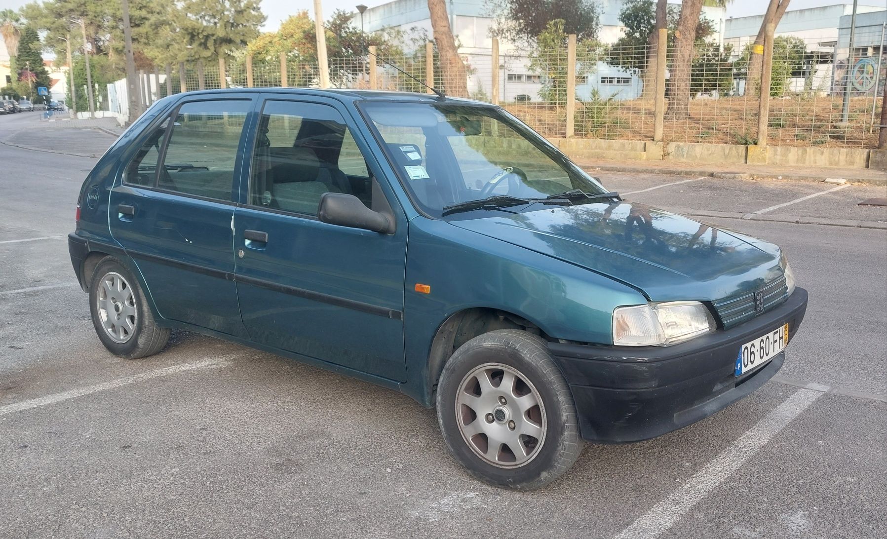 Peugeot 106 gasolina
