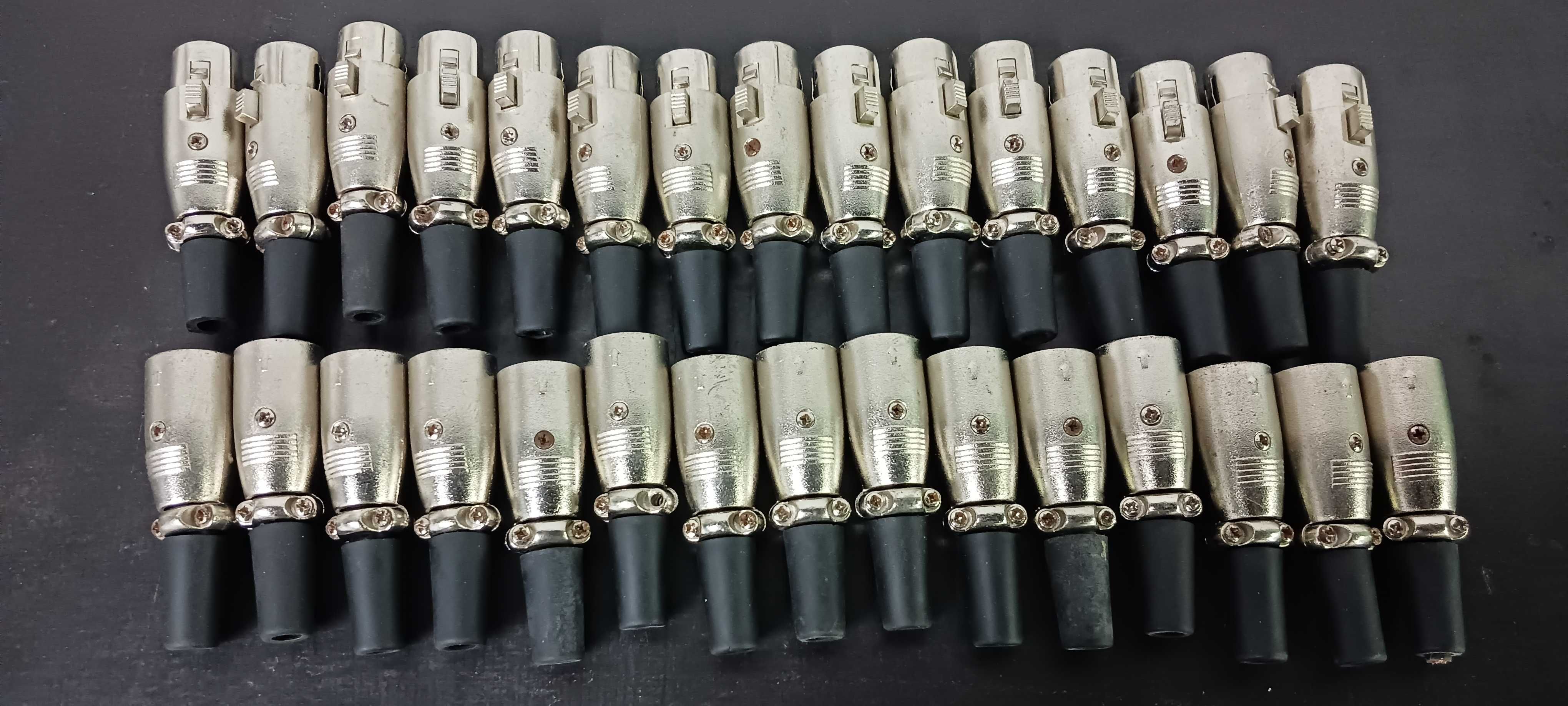 XLR - Canon conectores 15X machos + 15X fêmeas - Em bom estado
