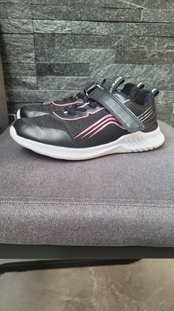 Buty sportowe 33 dziewczęce