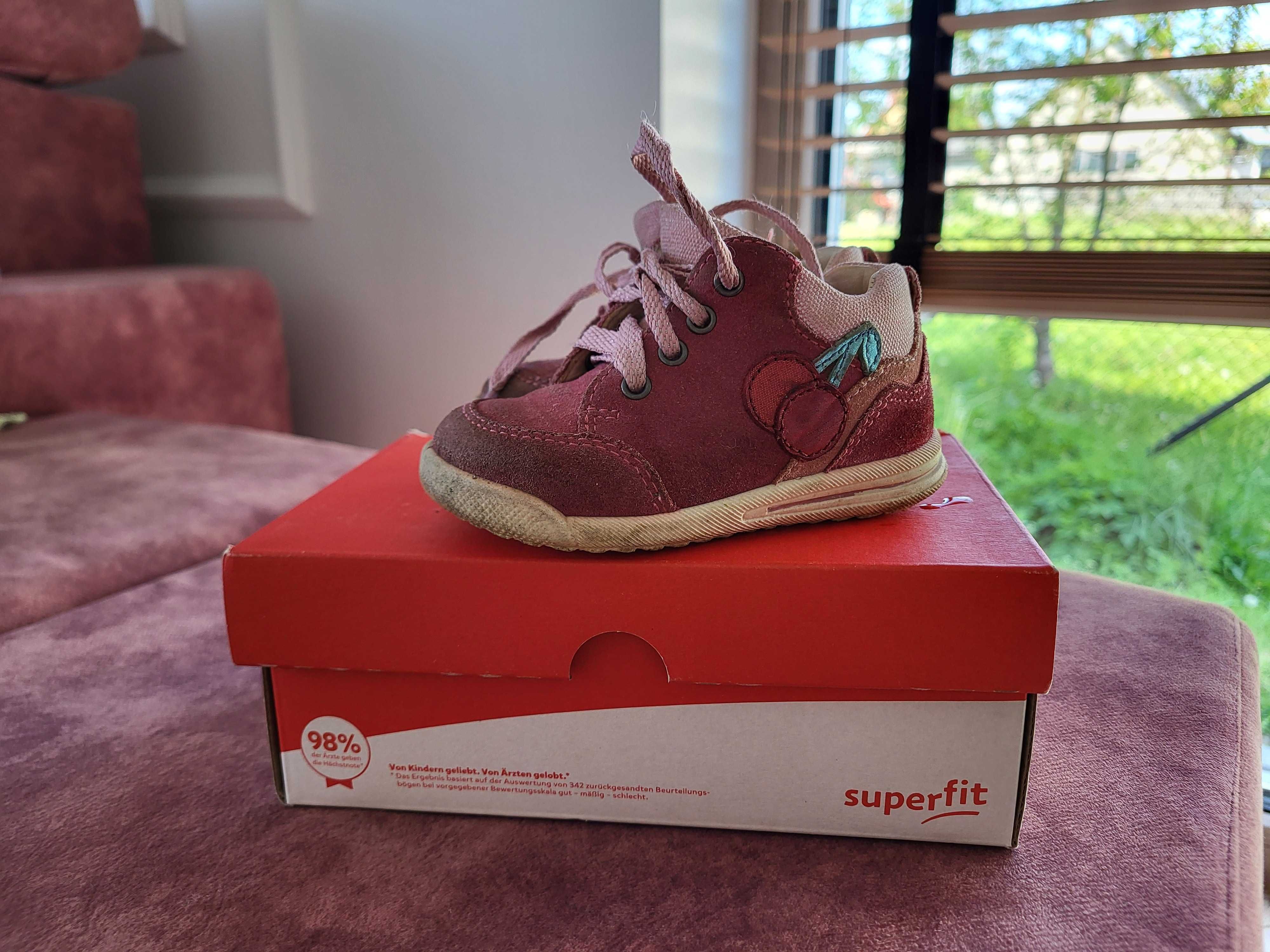 Buty buciki Superfit rozm 20 dziewczynka