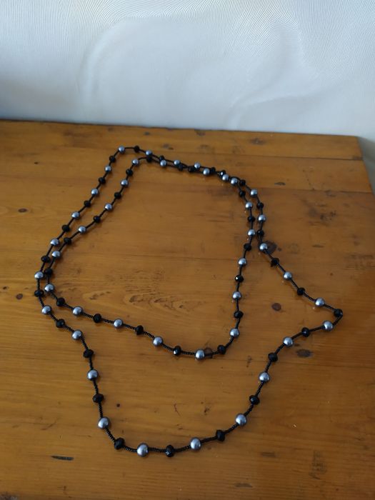 Бусы для женщины