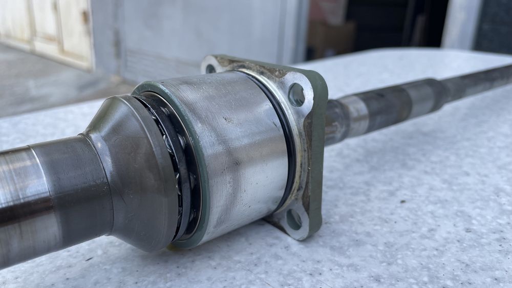 Вал вертикальный Yamaha, высота L 68V-45501-10-00