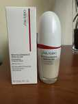 Тональний крем Shiseido Revitalessence Skin Glow Foundation