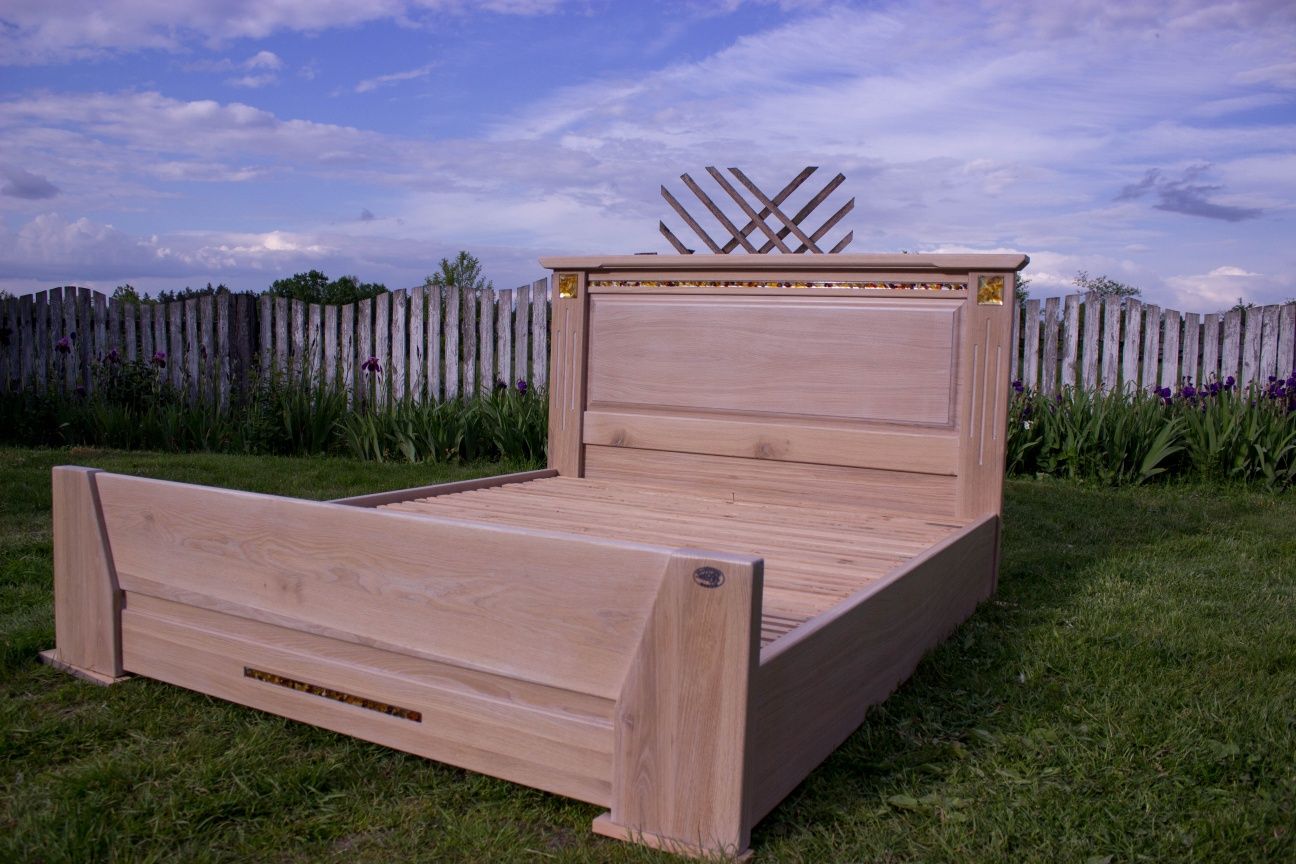 Ліжко деревяне.Кровать деревянная