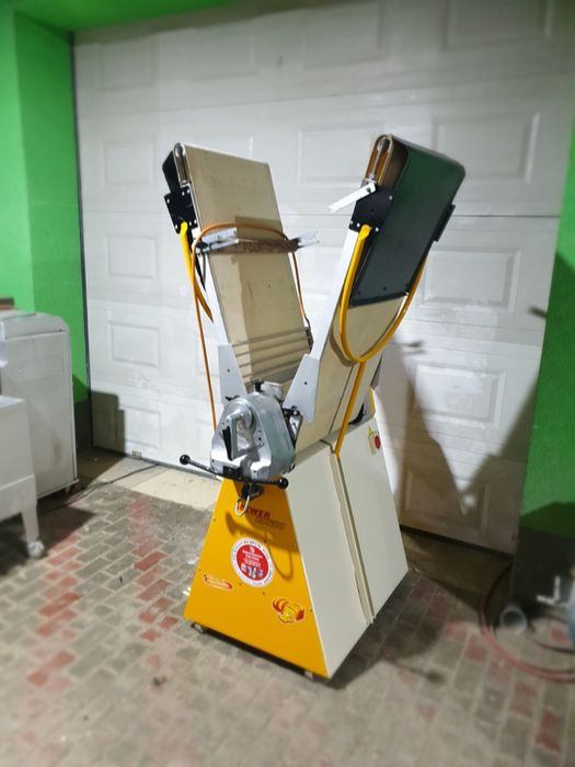 Тестораскатка для пекарни и кондитерки Seewer Rondo 220в