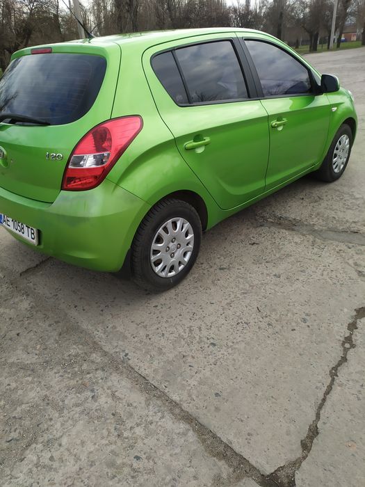 Продам машину Hyundai I20