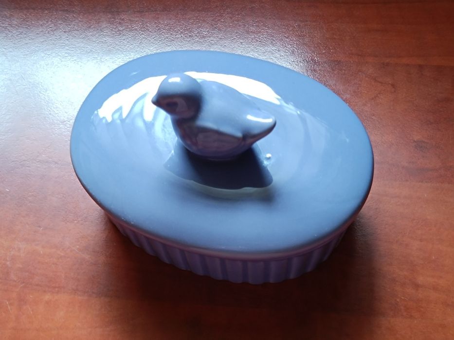 Ceramiczna maselniczka