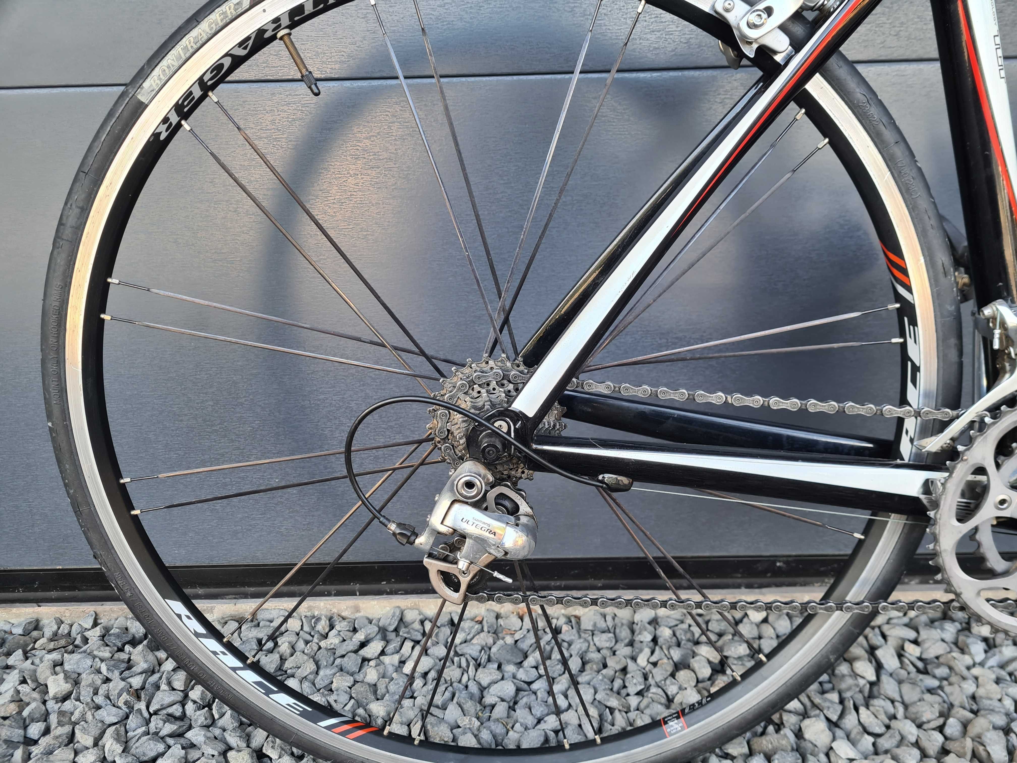 Rower szosowy. Trek Madone .rozm. 48 cm. Carbon. Ultegra