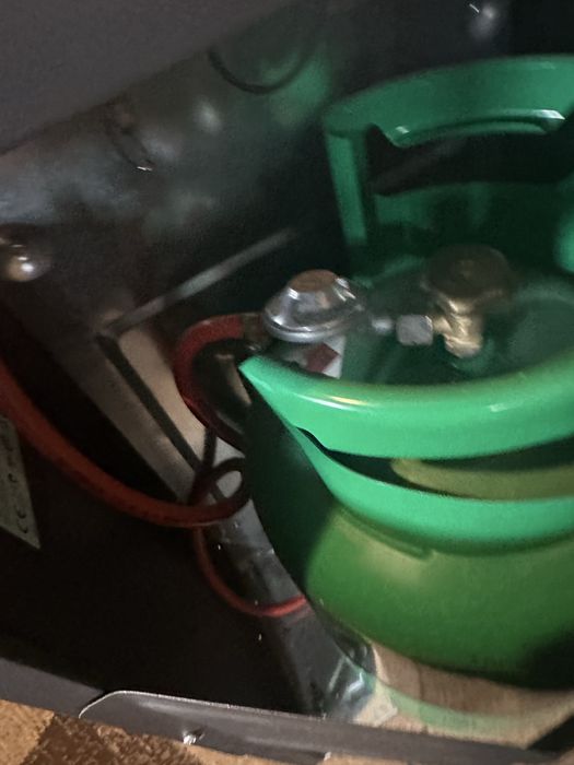 Продам газовий каталітичний обігрівач з балоном редуктором та шлангом